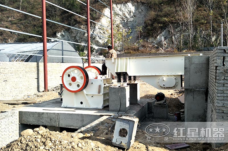 顎破處理青石現(xiàn)場(chǎng)