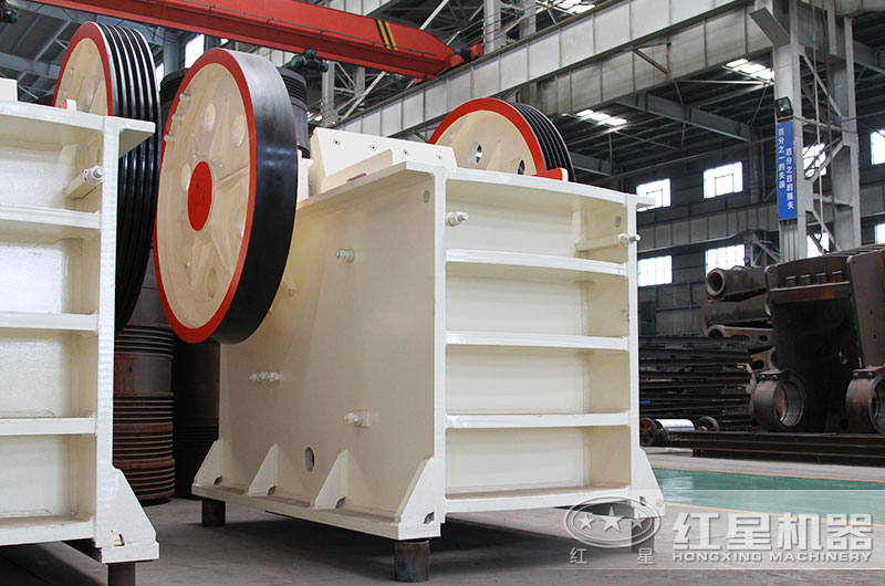 顎式破碎機 顎式破碎機