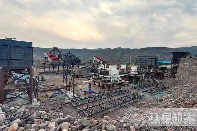 固定砂石生產(chǎn)線現(xiàn)場