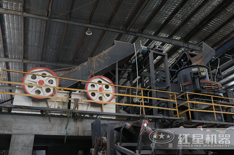 煤矸石破碎加工客戶現(xiàn)場實拍