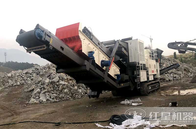 履帶式反擊破碎機現場