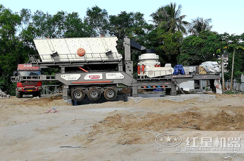 搭載的是圓錐破碎機(jī)