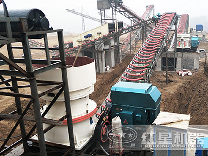 圓錐式破碎機(jī)現(xiàn)場安裝圖