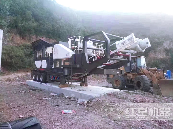移動式破碎站作業現場
