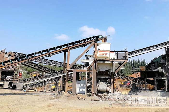 河卵石制砂生產(chǎn)線正在安裝中 河卵石制砂生產(chǎn)線正在安裝中