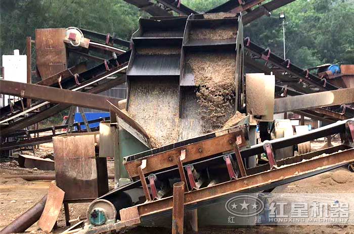 客戶洗砂現(xiàn)場(chǎng)