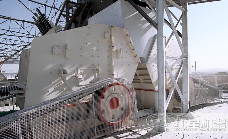 反擊式碎石子現(xiàn)場(chǎng)