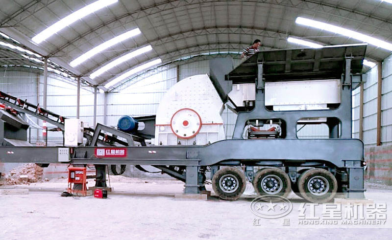 輪胎移動(dòng)式煤炭破碎機(jī)