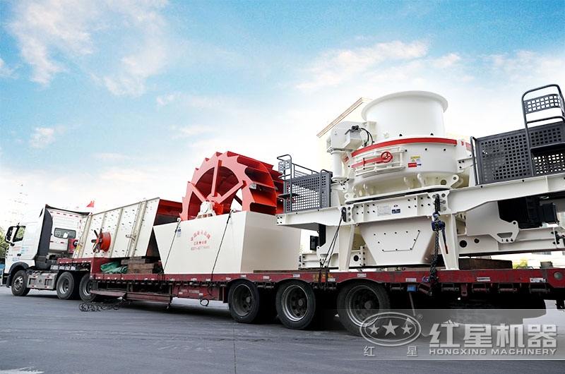 大型沖擊式破碎機發貨