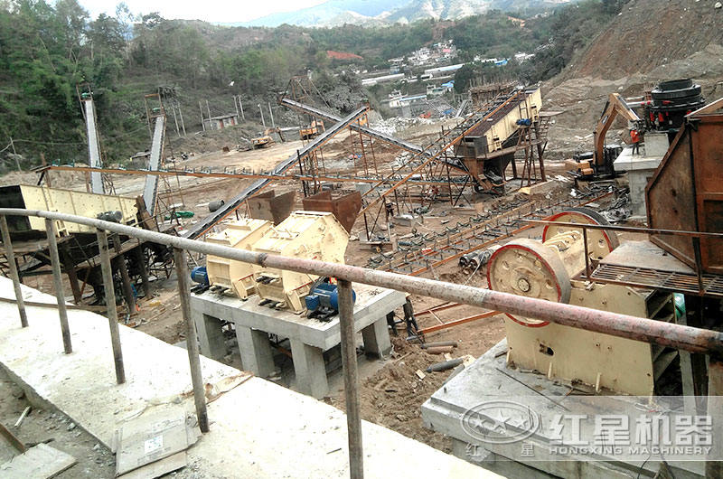 公路碎石生產(chǎn)線生產(chǎn)現(xiàn)場 公路碎石生產(chǎn)線生產(chǎn)現(xiàn)場