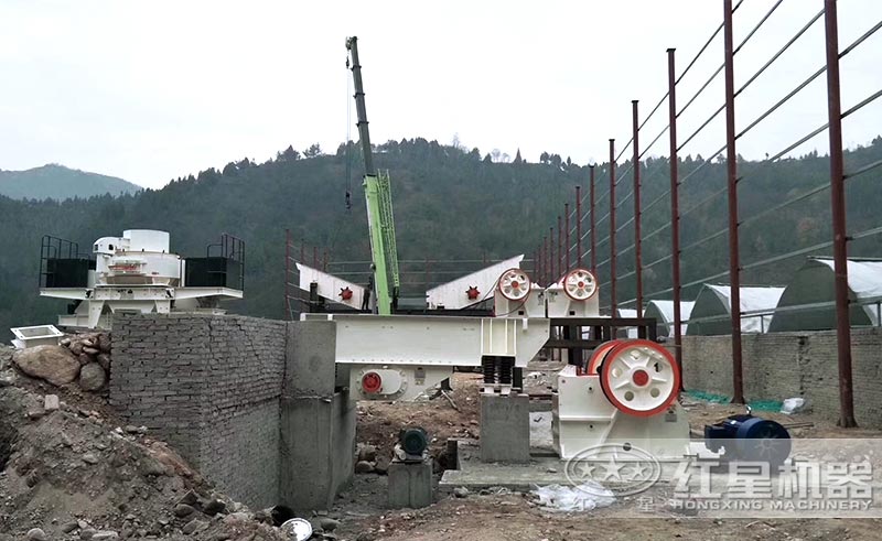 煤矸石制砂生產(chǎn)線安裝中
