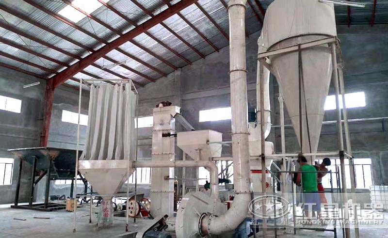 自循環(huán)超細(xì)粉碎機(jī)現(xiàn)場