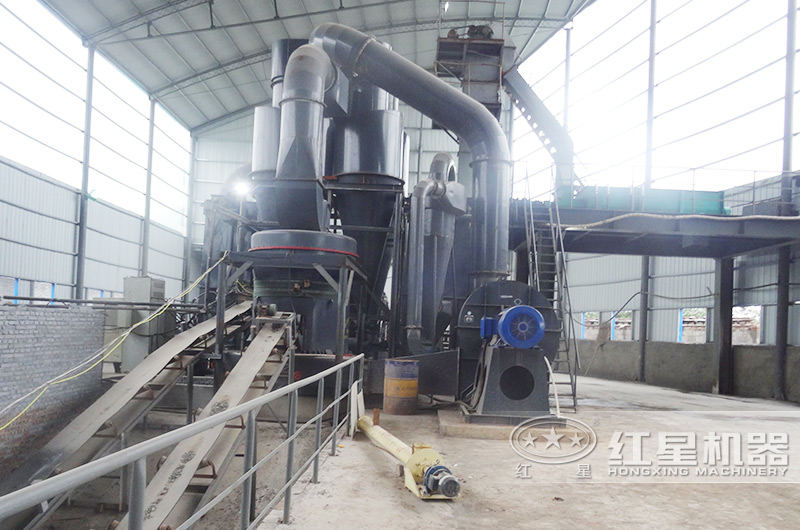 磨粉機(jī)現(xiàn)場實拍