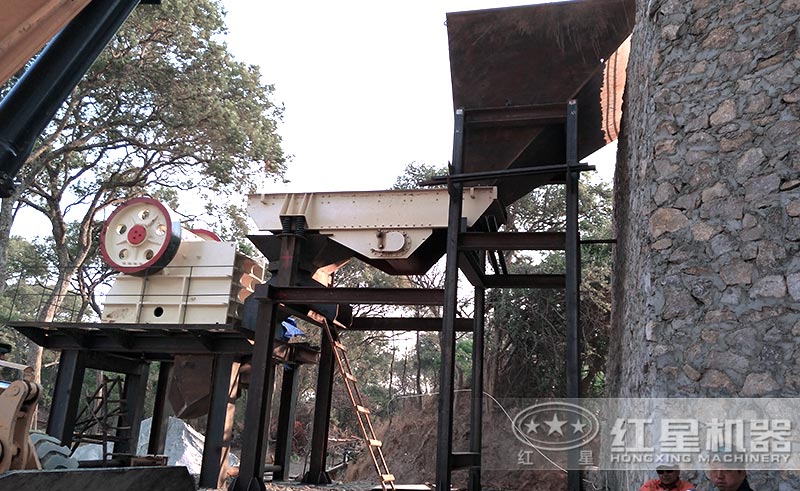 砂石生產(chǎn)線設(shè)備安裝中