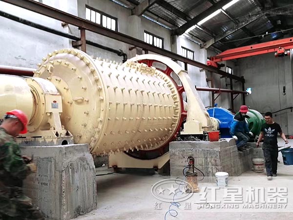 陶瓷球磨機現場 陶瓷球磨機現場