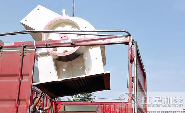 錘式破碎機發貨圖 錘式破碎機發貨圖