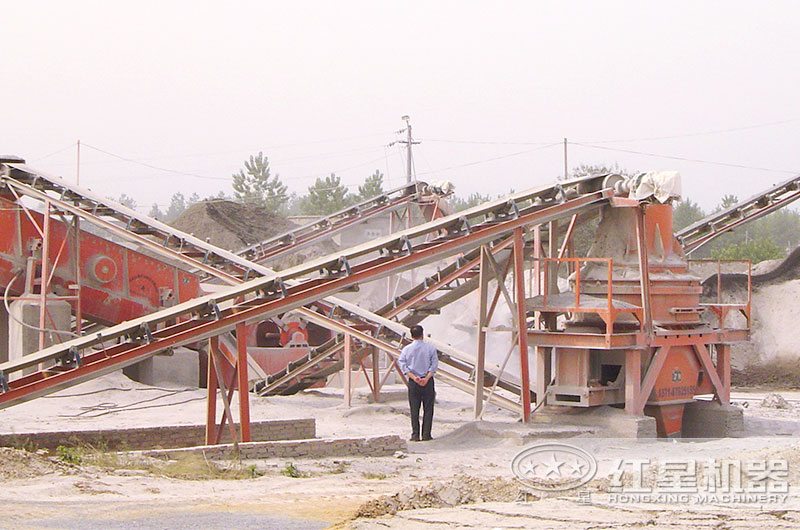 HX制砂機生產現場圖
