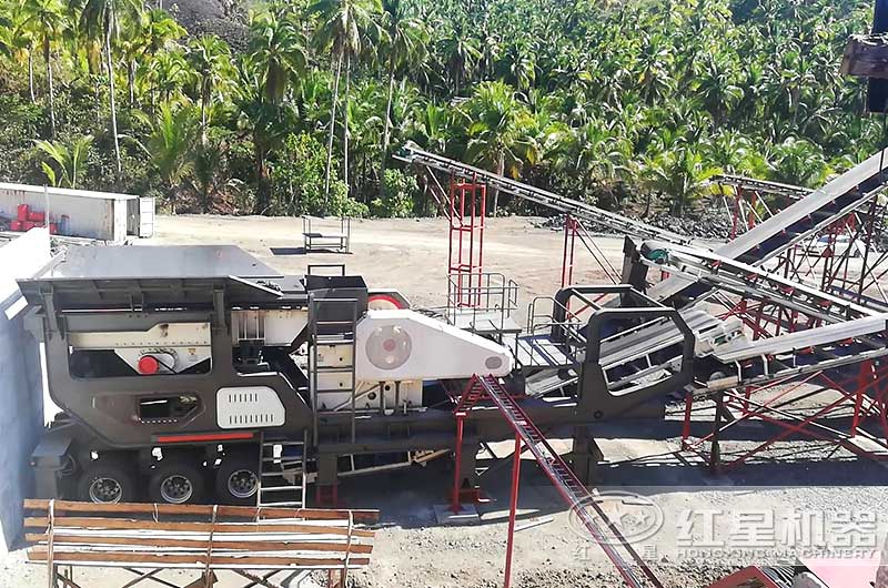 移動顎式破碎機生產現場