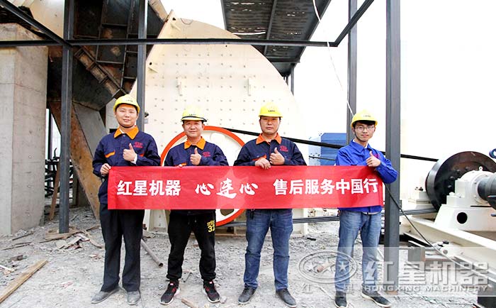 專人團隊隨時為您服務 專人團隊隨時為您服務