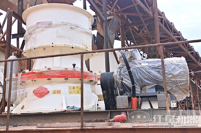 155單缸圓錐破生產現場實拍