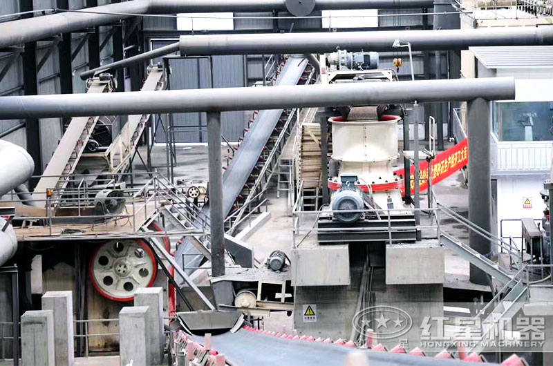 鋼渣粉碎生產現場 鋼渣粉碎生產現場