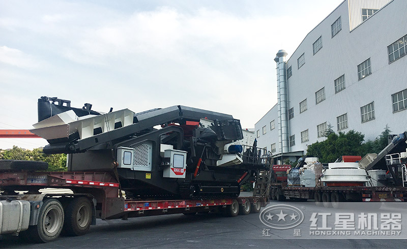 移動破篩機發(fā)貨