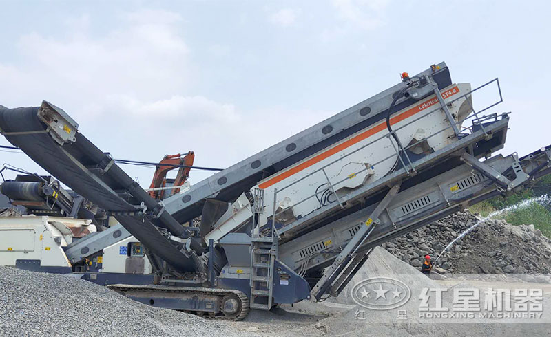 移動混凝土破碎機現場 移動混凝土破碎機現場