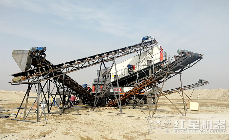 移動(dòng)破碎站單機(jī)作業(yè)現(xiàn)場(chǎng)