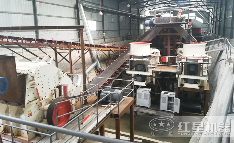 鵝卵石粉砂現(xiàn)場實拍