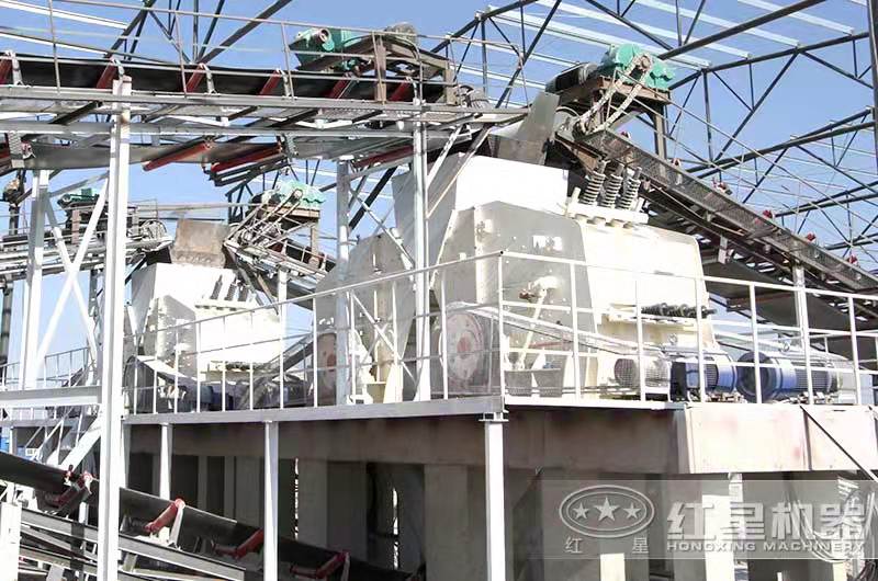 大型反擊破作業現場 大型反擊破作業現場