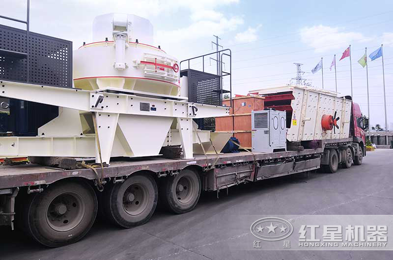 紅星整套碎石生產線設備裝車發貨現場