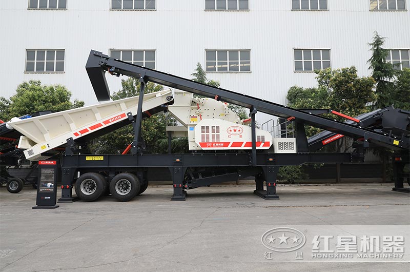 移動式反擊破碎機(jī)實(shí)拍