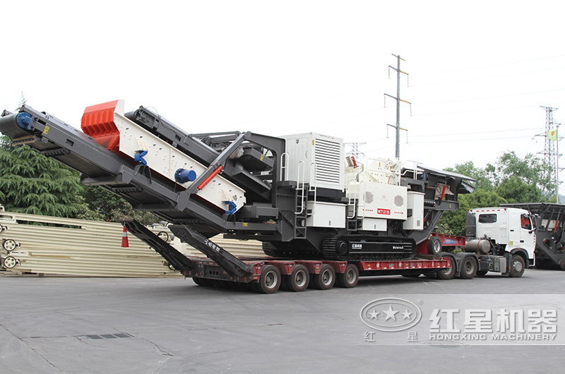 聯(lián)合粉碎機(jī)實(shí)拍