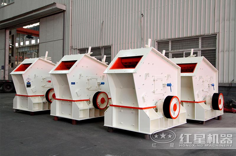 1210小型反擊式破碎機車間實拍 1210小型反擊式破碎機車間實拍