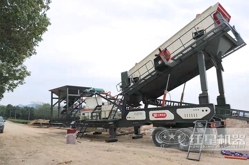 搭載HVI系列的流動制砂機安裝現(xiàn)場