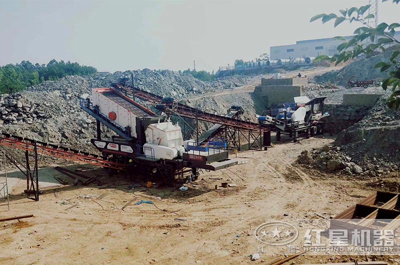 河南光山移動磨石機生產(chǎn)線現(xiàn)場