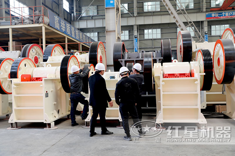 顎式破碎機(jī)