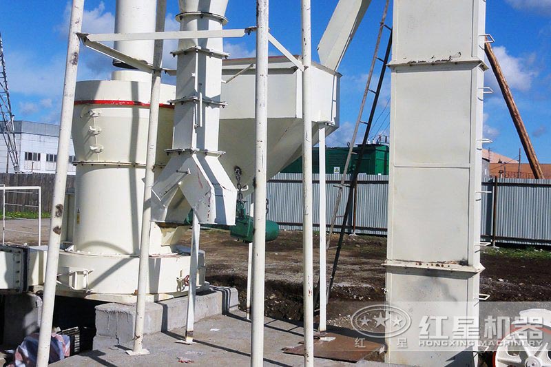 高強(qiáng)磨粉機(jī)