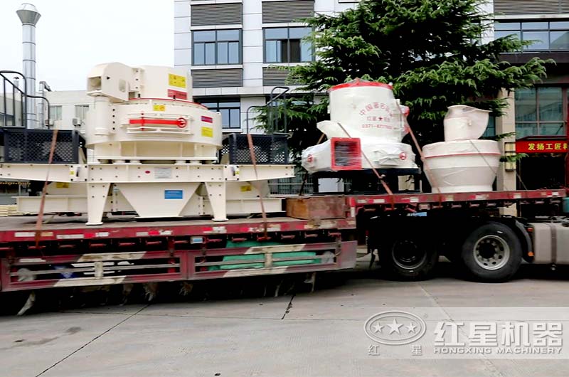 紅星機器磨粉設備發貨四
