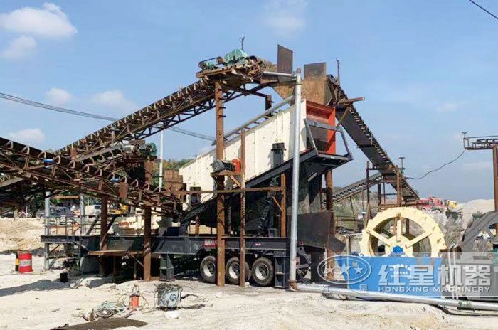 移動制砂碎石一體機生產現場