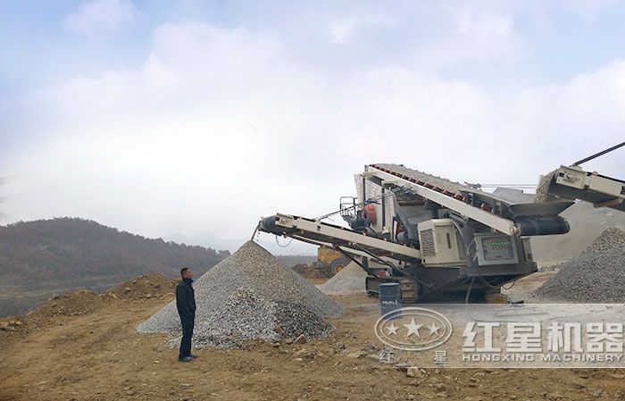 紅星機器廣州用戶移動破碎機施工現場