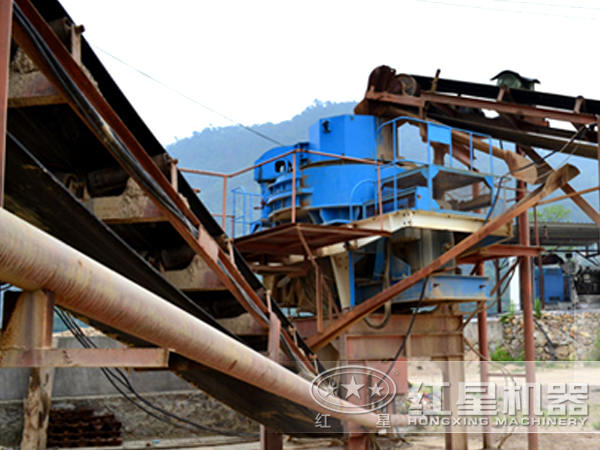 沖擊式破碎機(jī)