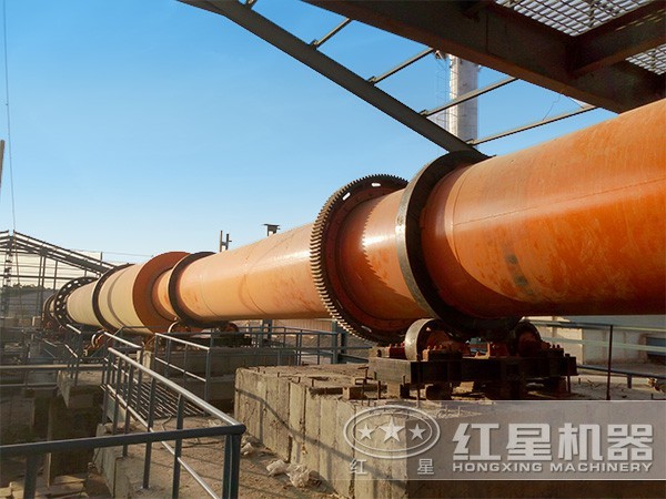 200噸石灰回轉窯現場圖 200噸石灰回轉窯現場圖