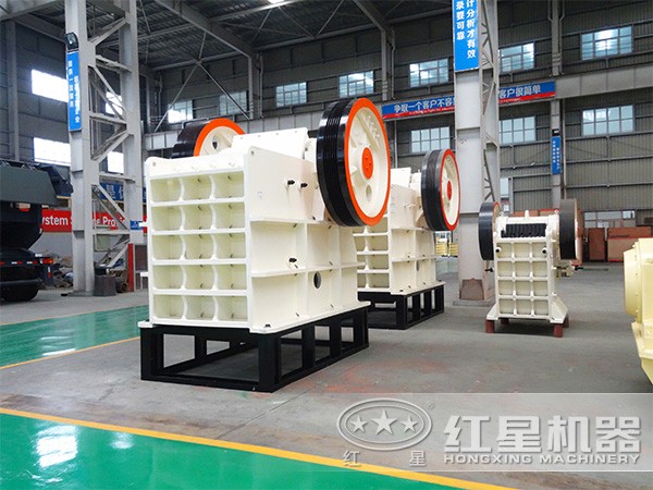 顎式破碎機 顎式破碎機