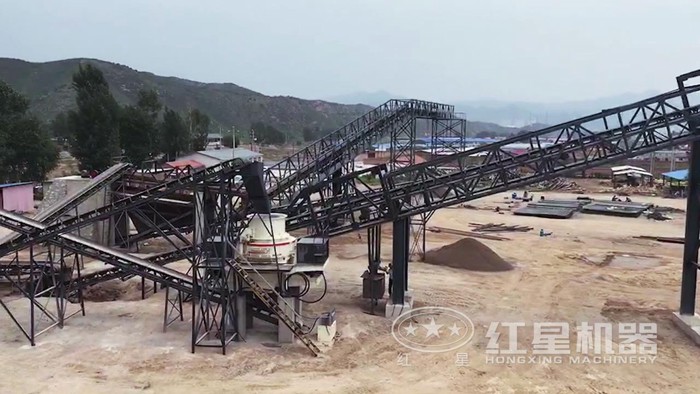 河卵石制砂現(xiàn)場圖 