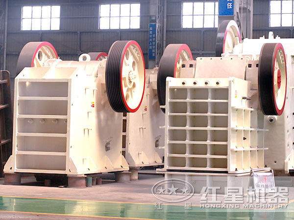 顎式破碎機 顎式破碎機