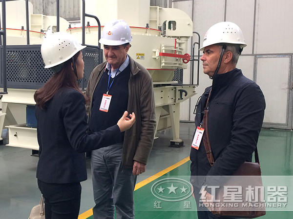 1263型沙礫料制砂（沙）機用戶來廠參觀圖