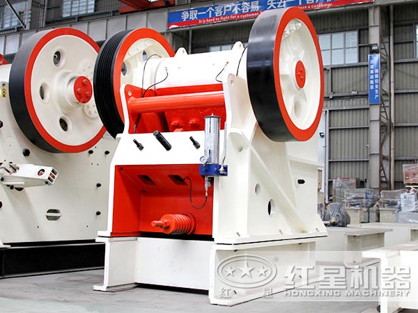 固定式煤矸石鄂式粉碎機