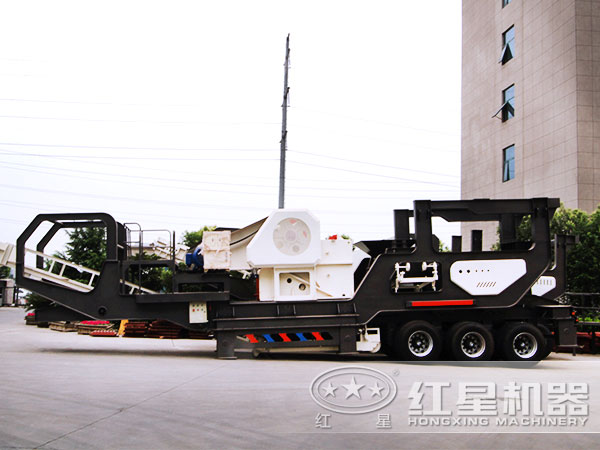 日產2000方河石破碎篩分一體機廠區(qū)發(fā)貨圖 日產2000方河石破碎篩分一體機廠區(qū)發(fā)貨圖