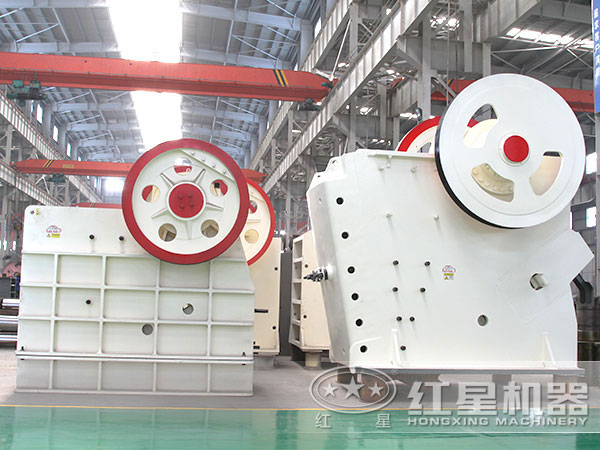 顎式破碎機 顎式破碎機